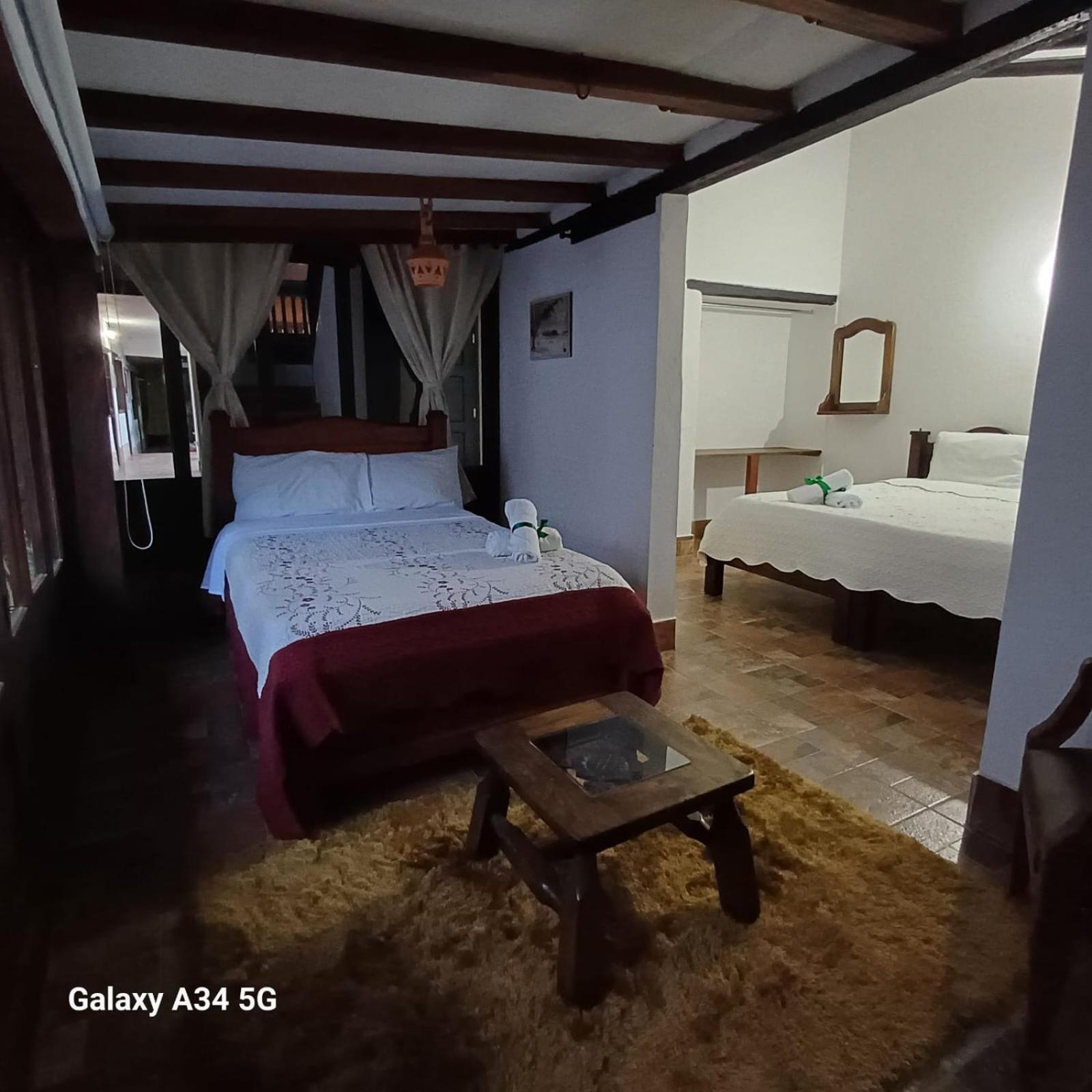 Hostal Rana فيلا دي ليفا المظهر الخارجي الصورة